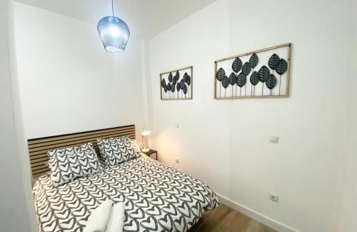 Almendrales Apartment | China Town Madrid 01