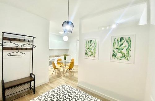 Almendrales Apartment | China Town Madrid 02