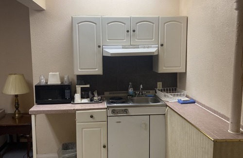 South Lethbridge Hotel | Chinook Motel