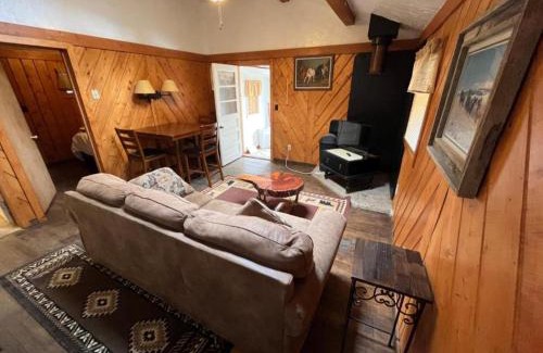 Dubois Hotel | Chinook Winds Lodge