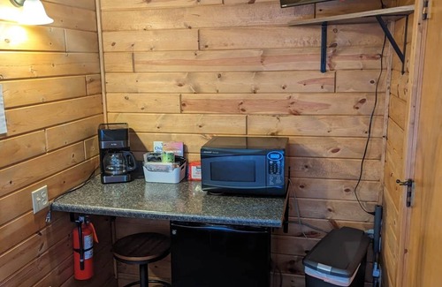 Hayward Apartment | Chip-Wa Lodging Room 1