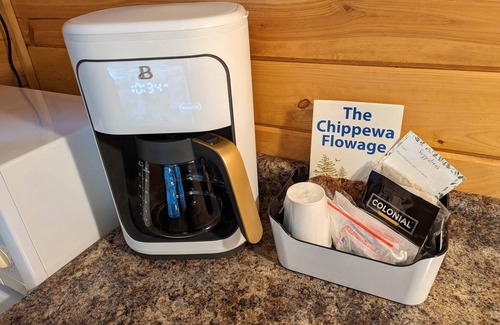Hayward Apartment | Chip-Wa Lodging Room 2