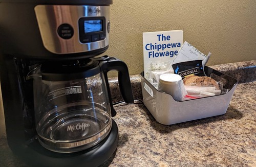 Hayward Apartment | Chip-Wa Lodging Room 4