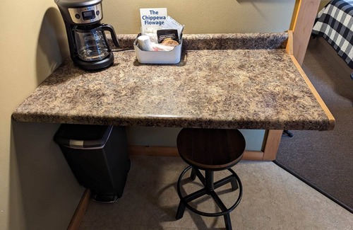 Hayward Apartment | Chip-Wa Lodging Room 4