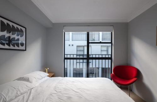 Chippendale Apartment | Chippendale Charmer in Ideal Location