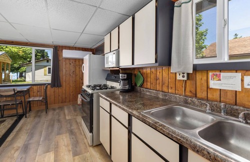 Chippewa Lake Cabin | Chippewa Bluffs Resort