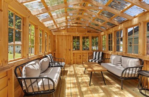 Chippewa Lake House | Chippewa Bluffs Resort Spacious Combined 4BR 4BA Cabins