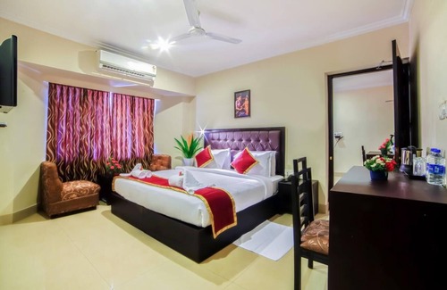 Palayam Hotel | Chirag Inn