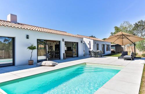 Bois-de-Cene House | Chiron Reculeau - Piscine - Wifi