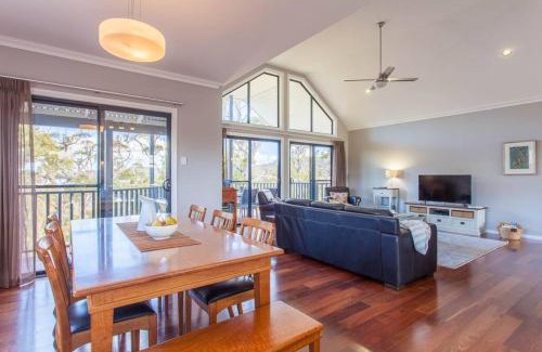 Walpole House | Chirriger on Inlet I Private Properties