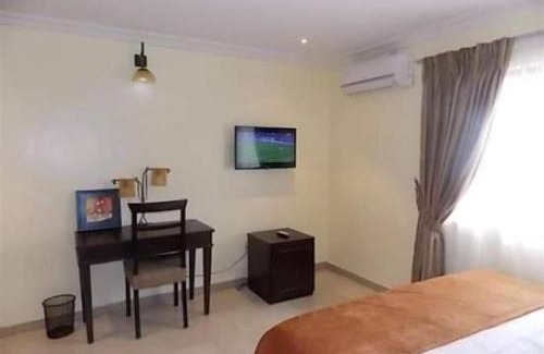 Ikeja Cabin | Choice Suites 111 - Diplomat