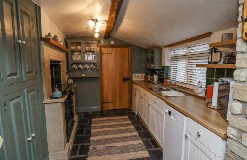 Ruswarp House | Cholmley Cottage