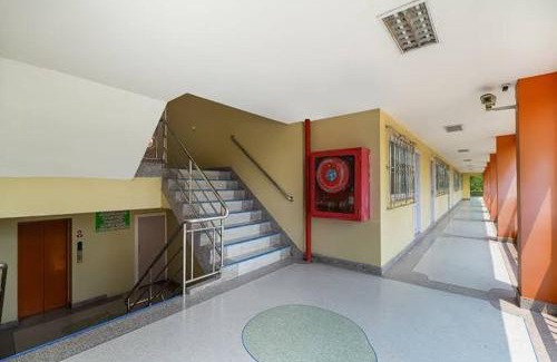 Nakhon Chai Si Hotel | Chompoo Inn