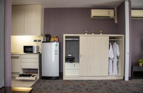 Bang Sao Thong Hotel | Chor Cher - The Luxury Green Hotel