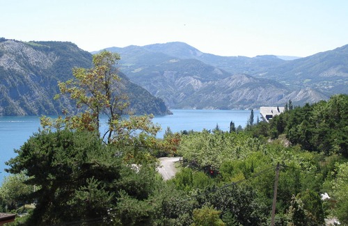 Chorges Apartment | Chorges, Lac de Serre Ponçon, Clos des Ecrins, luxury apartment, 8 people