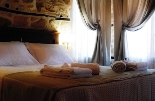 Arnaia Hotel | Chorostasi Mansion- Αρχοντικό Χοροστάσι