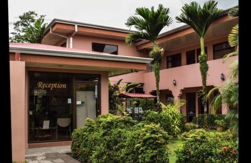 La Fortuna House | Choza de Madera