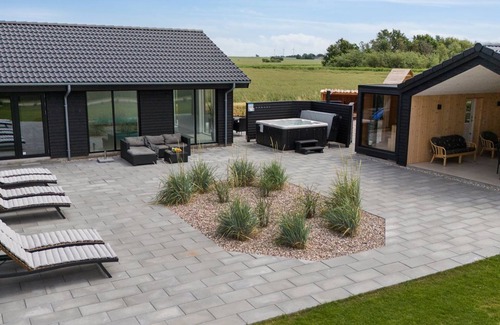 Store Kongsmark House | "Christian" - 600m from the sea by Interhome