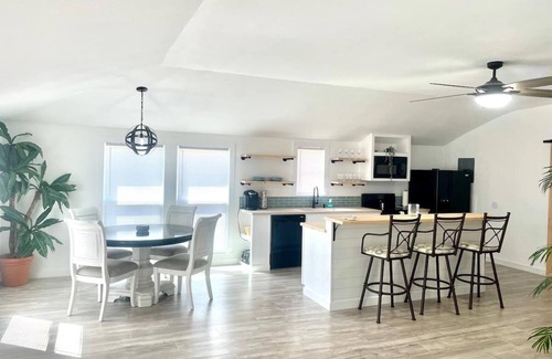 Cantonment Apartment | * ✝️ Christian Retreat * on 15 acres near Pensacola beach & hiking trails!