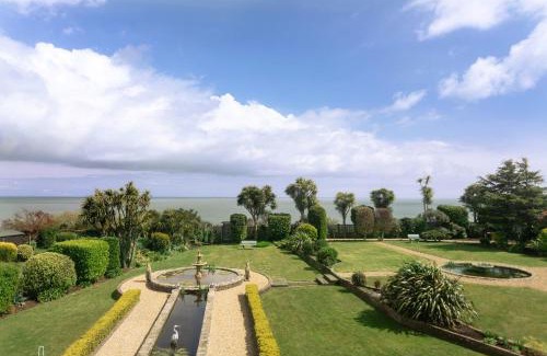 Shanklin House | Christie Mansion - Luxury Cottages