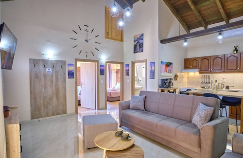 Spartylas Apartment | Christine's Seaview by Corfuescapes