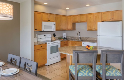 Downtown Leavenworth Condo | Christmas in Leavenworth Dec 22-29 Christmas Lights 2 BR Condo