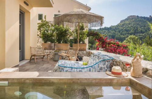 Frourion Hotel | Chromata Assos Villas Kefalonia