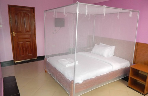 Embu House | Chrysalis Guest House & Restaurant Embu
