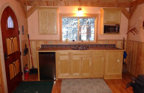 Moose Pass Cabin | Chugach Mountain Cabin Retreat