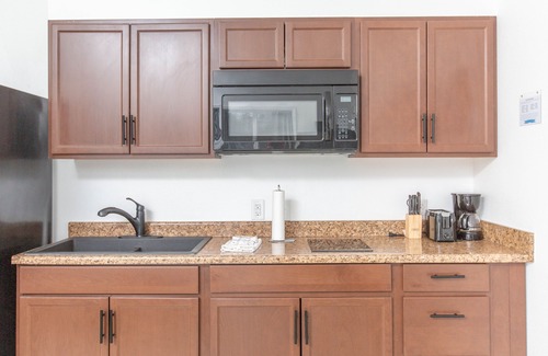 Huffman - O' Malley Apartment | Chugach Mountain View Premium ll Suite 203