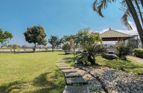 Yuanshan Bed & Breakfast | Chun Feng Cao Tang Homestay