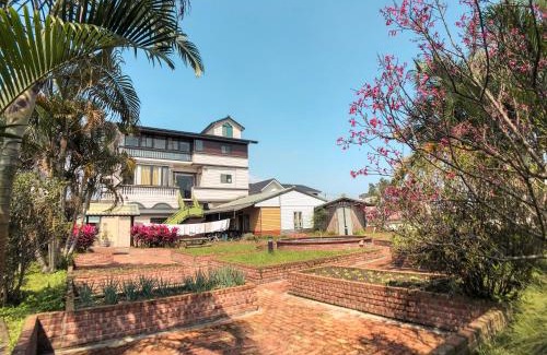 Yuanshan Bed & Breakfast | Chun Feng Cao Tang Homestay
