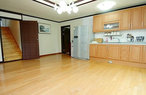 Namsan House | Chuncheon Supsogiyagi Pension