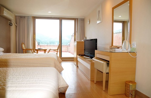 Chungju Hotel | Chungju Suanbo Park Hotel