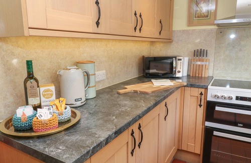 Tavistock Cottage | CHURCH HILL COTTAGE, character holiday cottage in Whitchurch, Devon