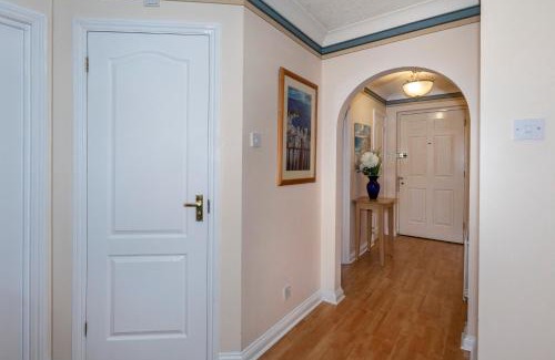 Basingstoke Apartment | Churchill Way Suite