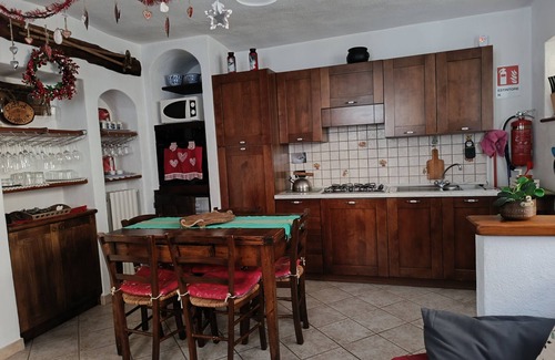Sauze d'Oulx Apartment | Ciabot la Garitula very close to slopes and chairlift, sunny garden, wifi