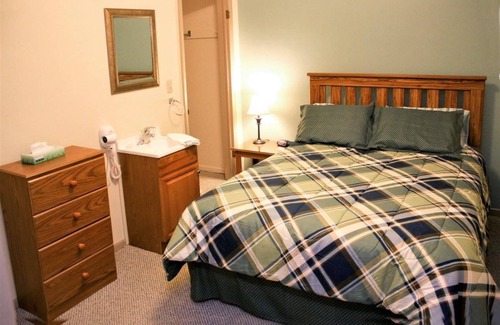 Greenville Hotel | Cianci's Motel and Suites