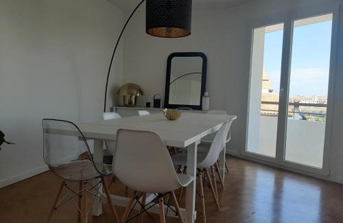 Ciboure Apartment | Ciboure : T4 spacieux avec balcon et véranda, proche golf - FR-1-239-554