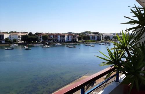 Ciboure Apartment | Ciboure : T4 spacieux avec balcon et véranda, proche golf - FR-1-239-554