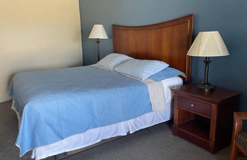 Amistad National Recreational Area Hotel | Cielito Lindo Motel