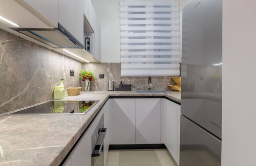 Koukaki House | Cielo Villa 10-3BR 8ppl- 10min metro and Akropolis