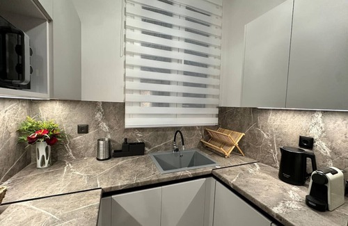 Koukaki House | Cielo Villa 10-3BR 8ppl- 10min metro and Akropolis