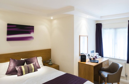 Cookham Hotel | CIM Business Centre