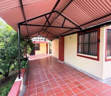 Moniquira House | Cinco vientos