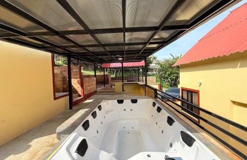 Moniquira House | Cinco vientos