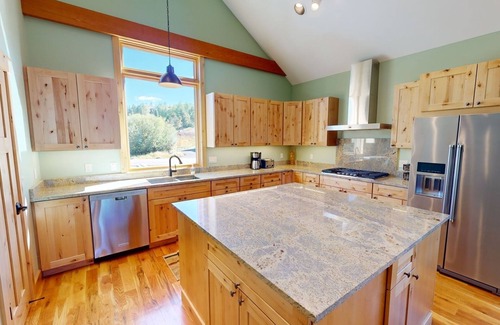 Crested Butte House | Cinnamon Mountain Retreat