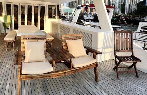 Southern District Boat Rental | Cipango