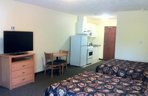 Weyburn Hotel | Circle 6 Motel
