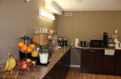 Weyburn Hotel | Circle 6 Motel